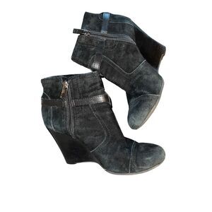 Tory Burch Womens Ankle Boots Black Suede Harness Logo Emblem High Wedge 7 M